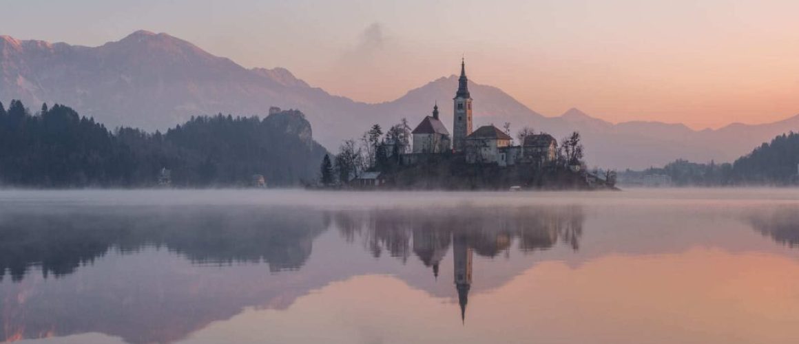 church-in-the-middle-of-lake