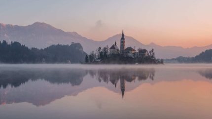 church-in-the-middle-of-lake