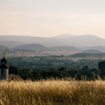 old-church-in-praire