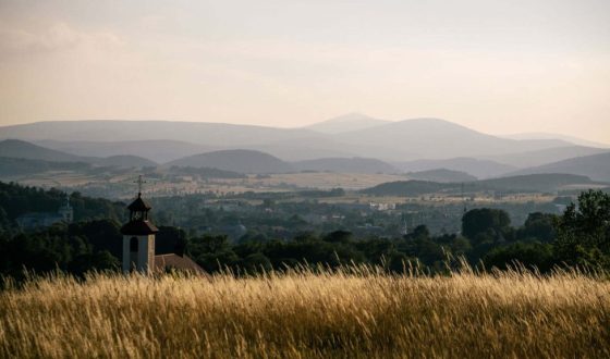 old-church-in-praire